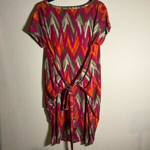 Michael Kors Multi-color Chevron Pattern Tie-Dress size Large.